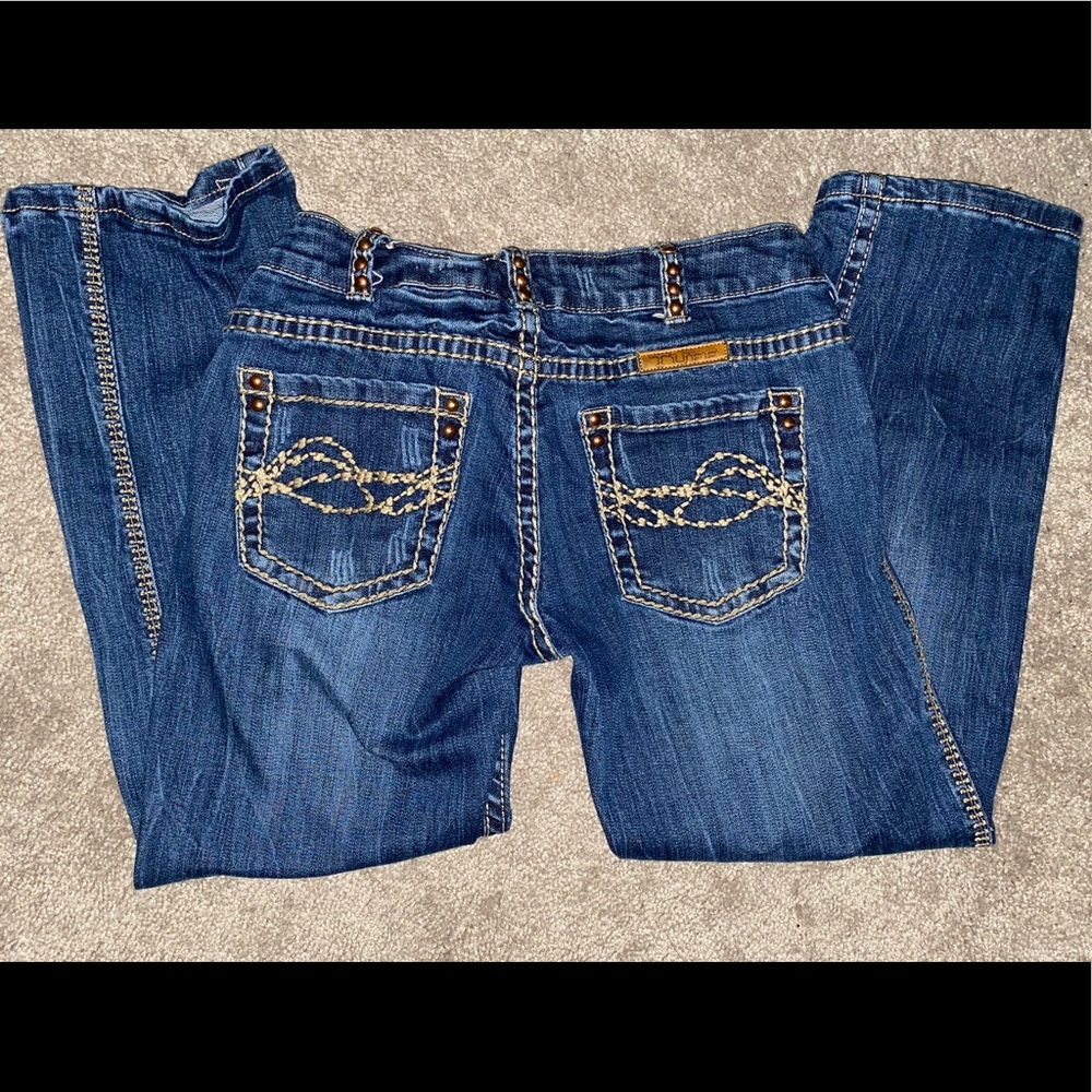 NWOT Cowgirl Tuff Capris
